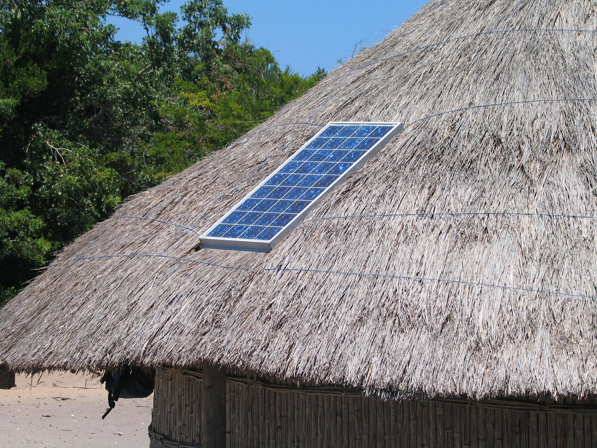 Warum sollte ich ein Balkonkraftwerk, Mini-PV (Photovoltaik) oder Mini-Solaranlage installieren?